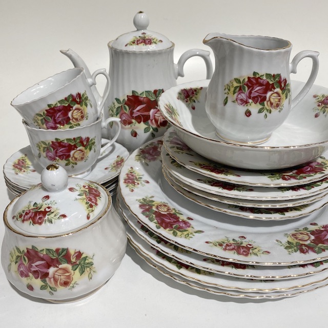 DINNERWARE, Vintage Part Set - Floral Bone China